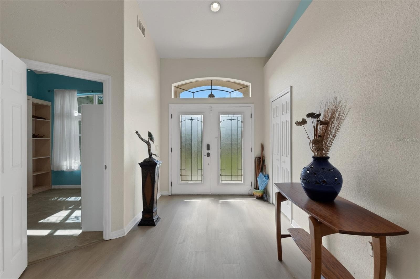 Single Family Residence at 1232 PORPOISE RD, VENICE, photo 11 of 63