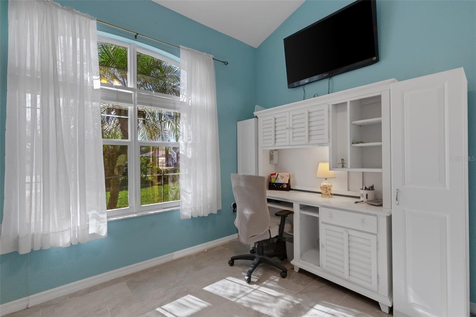 Single Family Residence at 1232 PORPOISE RD, VENICE, photo 13 of 63