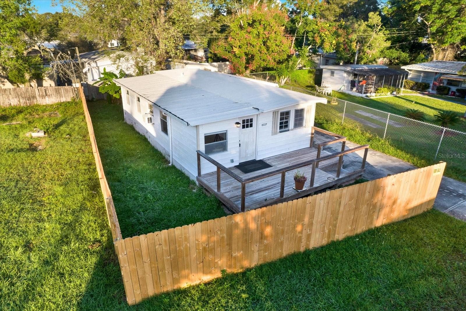 Mobile Home at 6237 NEW YORK ST, ZEPHYRHILLS, photo 13 of 17