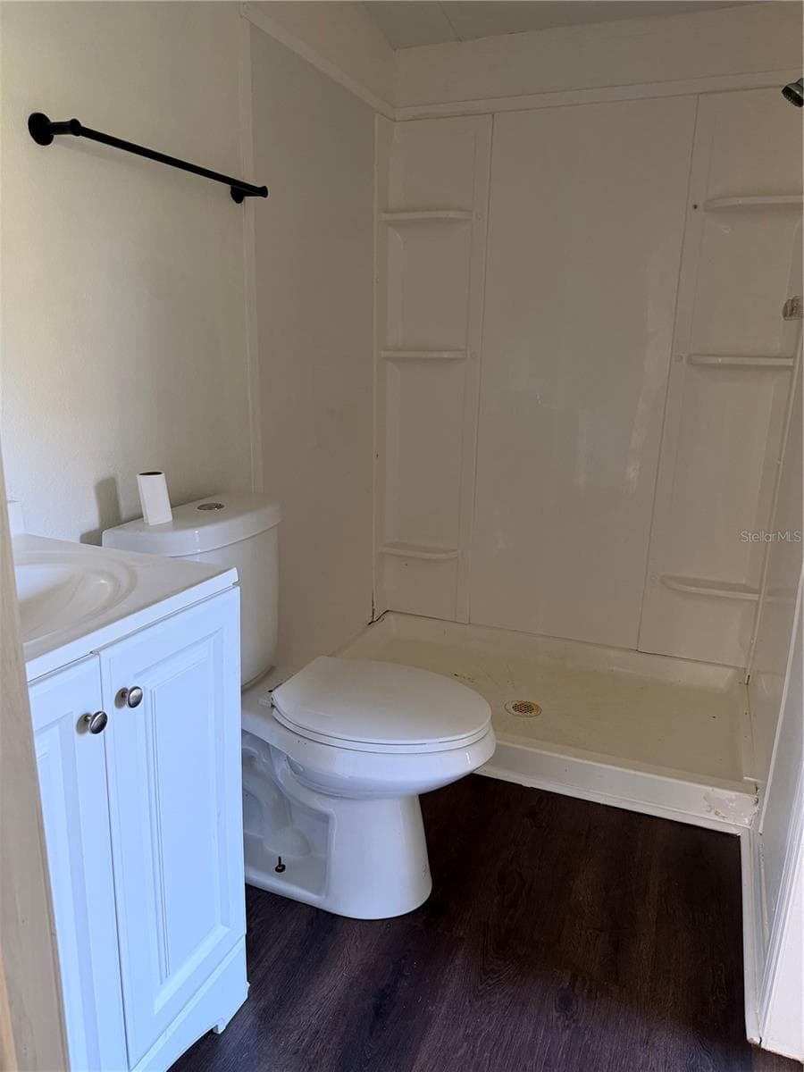 Guest Bathroom with step-in shower - 9038 PARRISH AVE, BROOKSVILLE