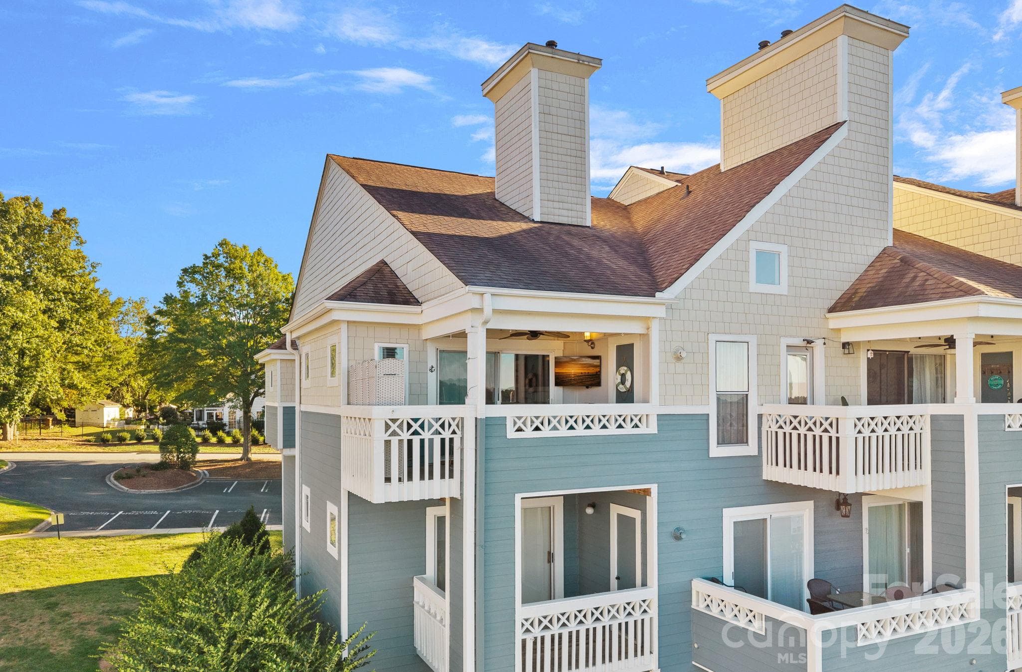 Condominium at 18797 Vineyard Point Lane, Cornelius, photo 7 of 36