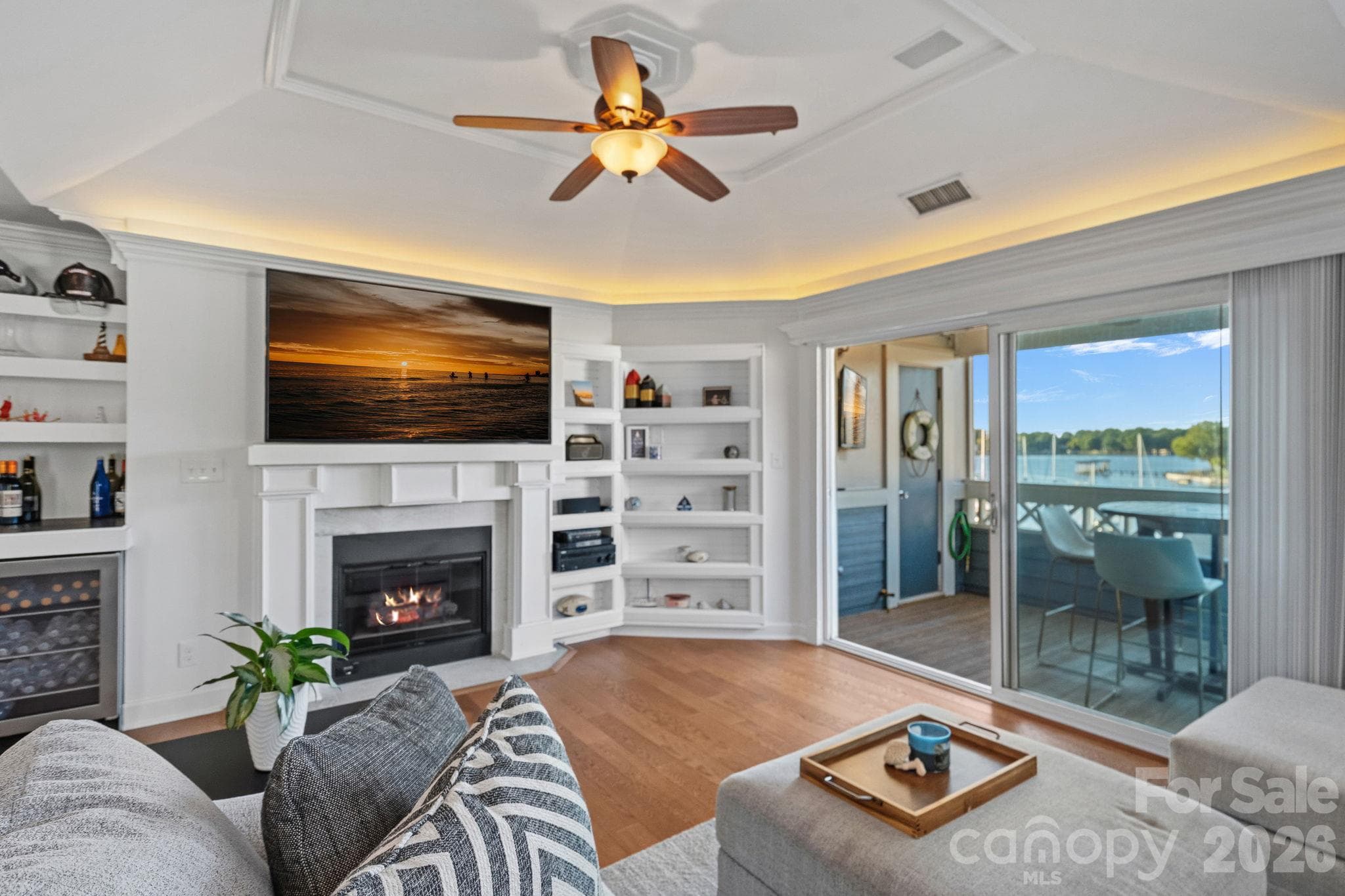 Condominium at 18797 Vineyard Point Lane, Cornelius, photo 8 of 36