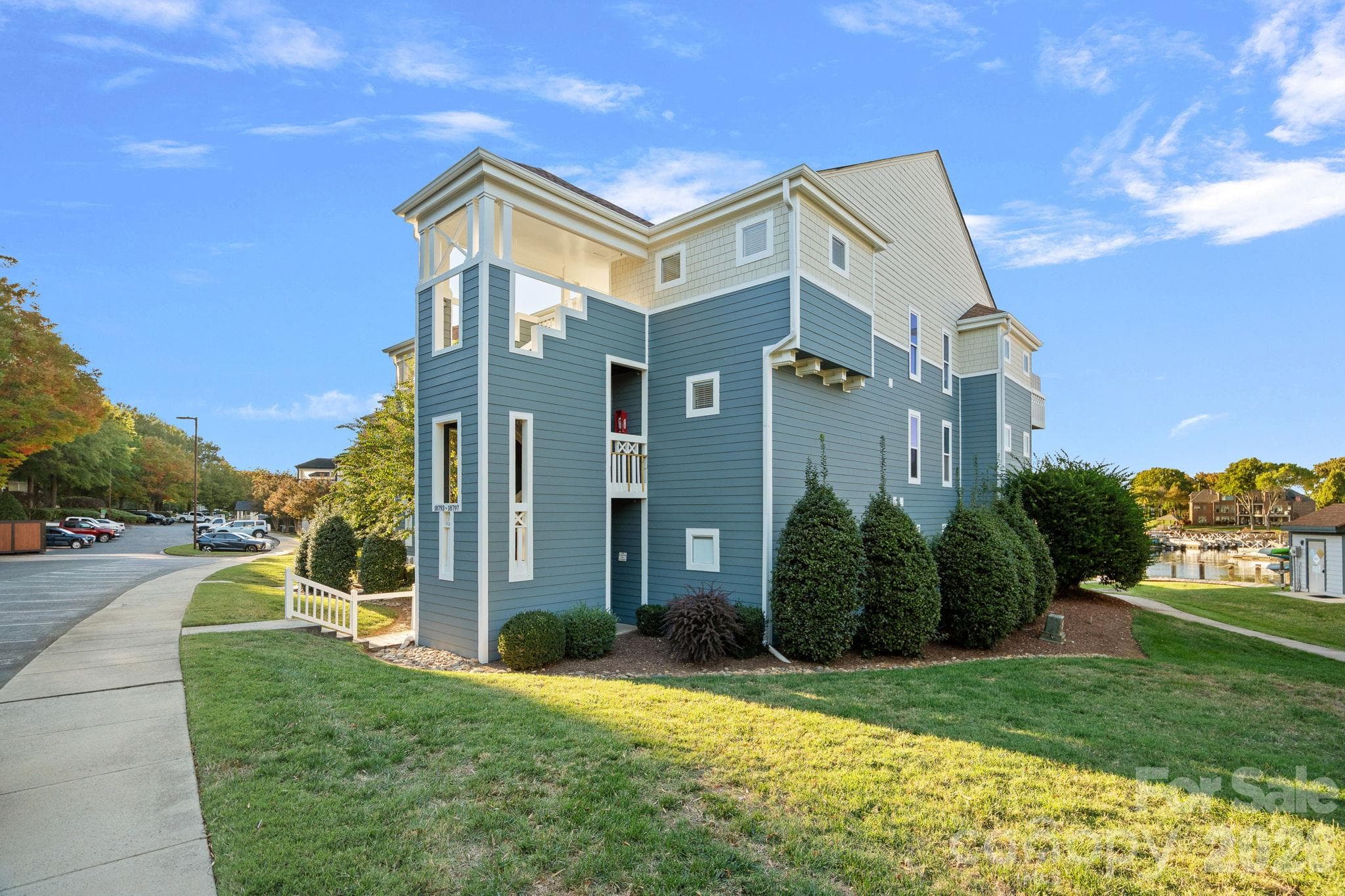 Condominium at 18797 Vineyard Point Lane, Cornelius, photo 24 of 36