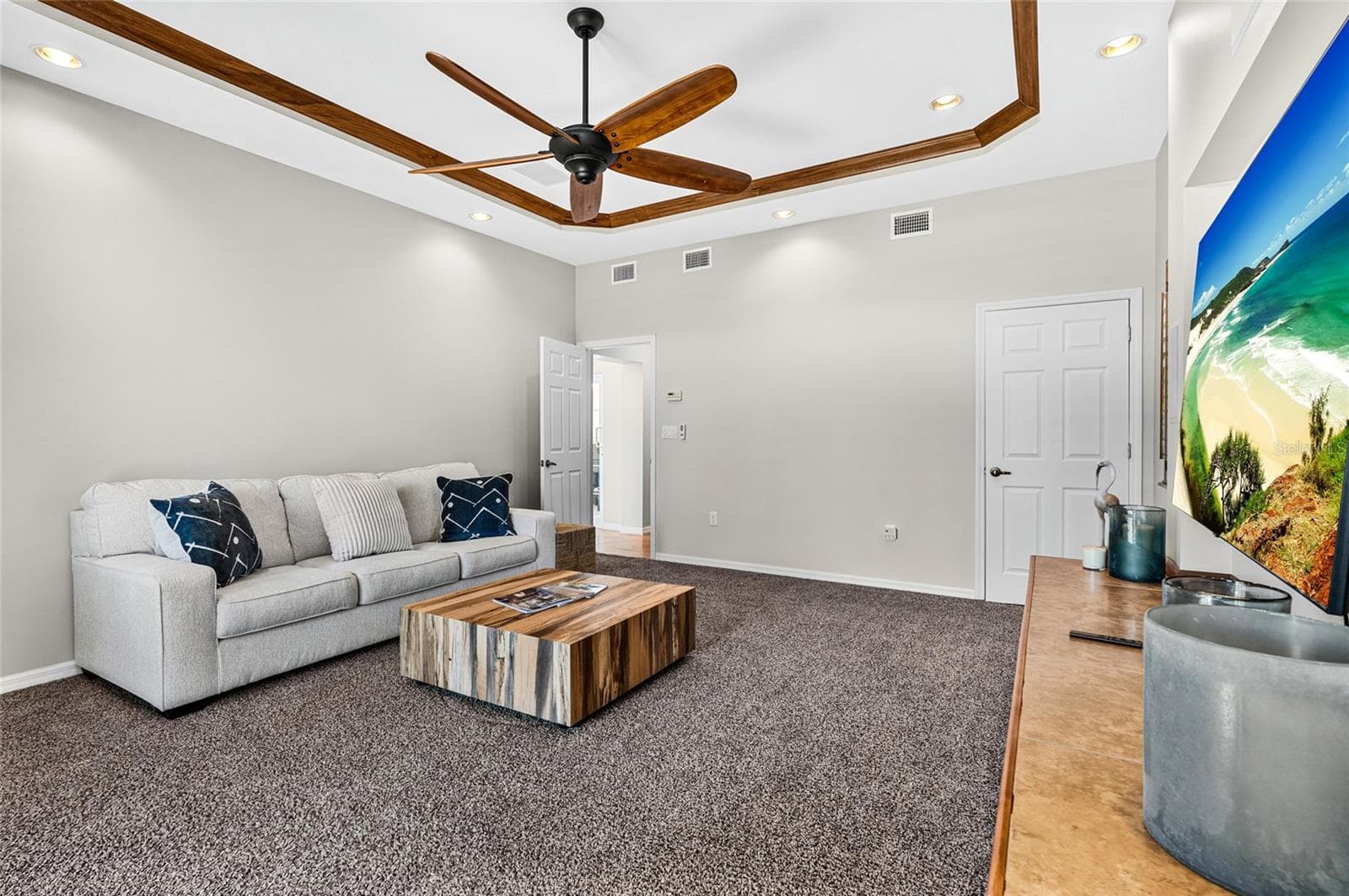 Second view of Bedroom 5, now a separate room adjoining the remaining flex space. - 5376 SHADOW LAWN DR, SARASOTA