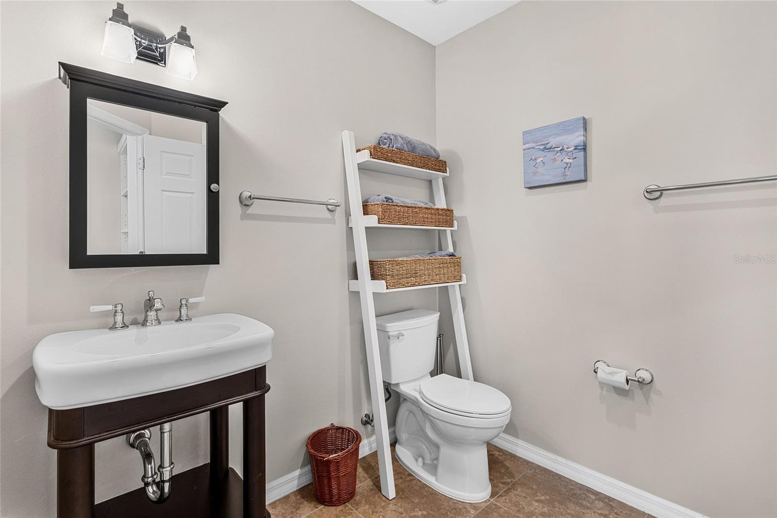 Bathroom 4 includes a tub and shower, though the shower is not visible from this angle. - 5376 SHADOW LAWN DR, SARASOTA