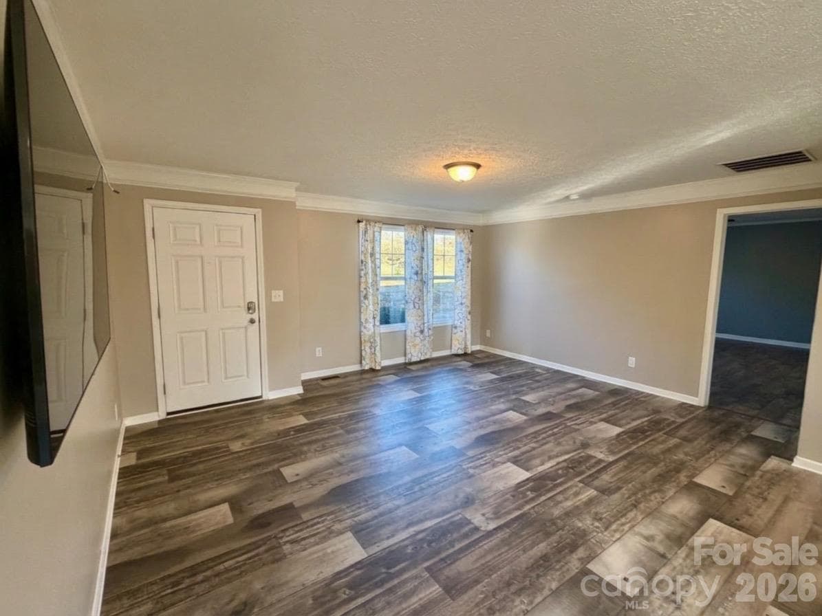 Living Room - 213 Big Oak Road, Hendersonville