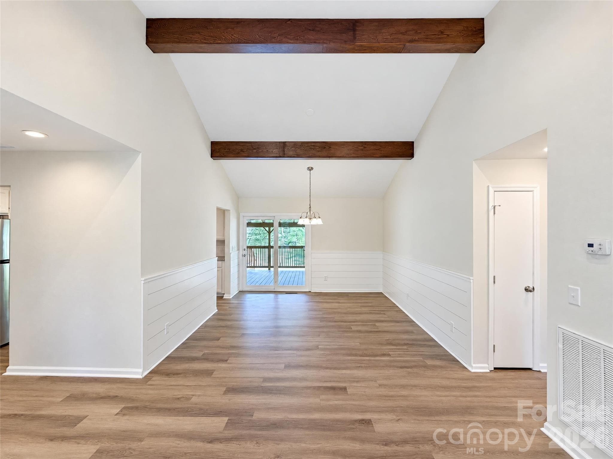 Single Family Residence at 319 Neighbors Drive, Midland, photo 8 of 21