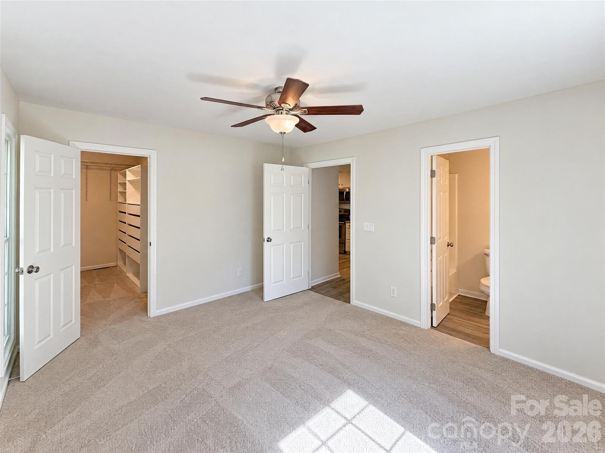Single Family Residence at 319 Neighbors Drive, Midland, photo 9 of 21