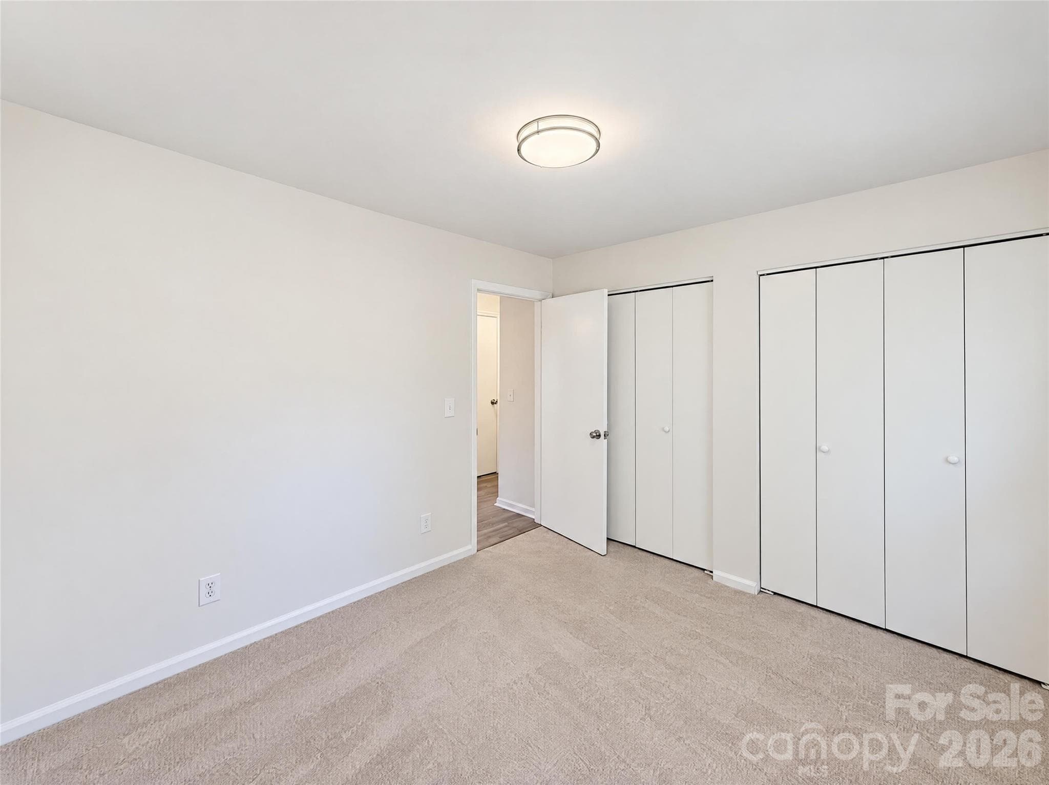 Single Family Residence at 319 Neighbors Drive, Midland, photo 15 of 21