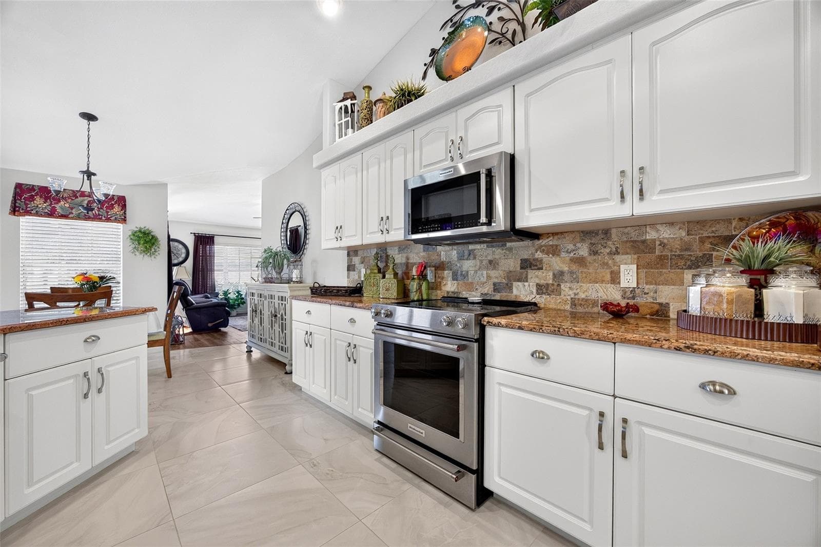 Single Family Residence at 25186 ESTRADA CIR, PUNTA GORDA, photo 11 of 47