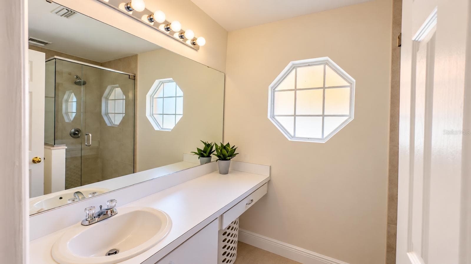 Single Family Residence at 148 DORCHESTER CT, KISSIMMEE, photo 11 of 26