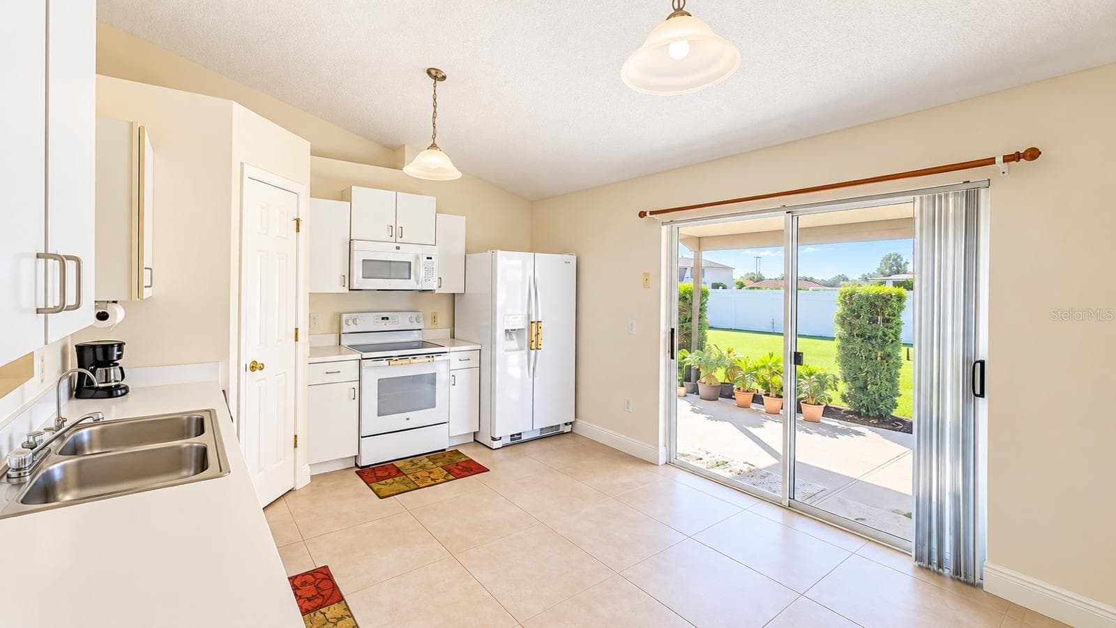 Single Family Residence at 148 DORCHESTER CT, KISSIMMEE, photo 6 of 26