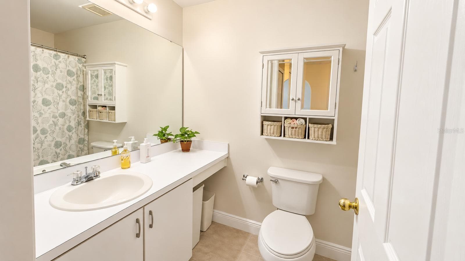 Single Family Residence at 148 DORCHESTER CT, KISSIMMEE, photo 16 of 26