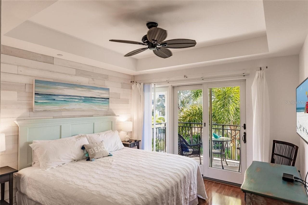 Condominium at 304 CALLE MIRAMAR #304S, SARASOTA, photo 24 of 36