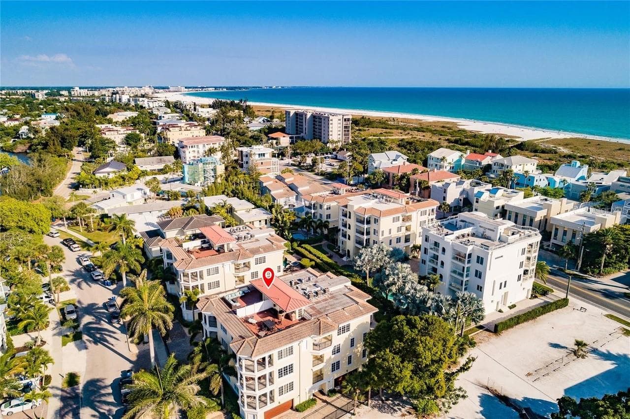 Condominium at 304 CALLE MIRAMAR #304S, SARASOTA, photo 35 of 36