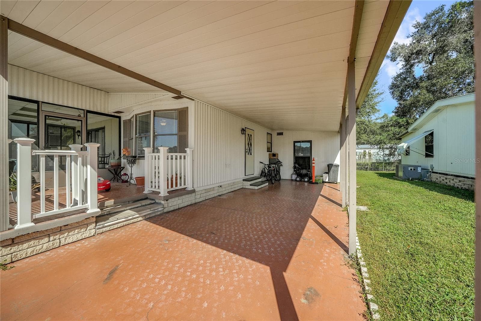 Manufactured Home at 34405 COUNTRYSIDE DR, WESLEY CHAPEL, photo 29 of 39