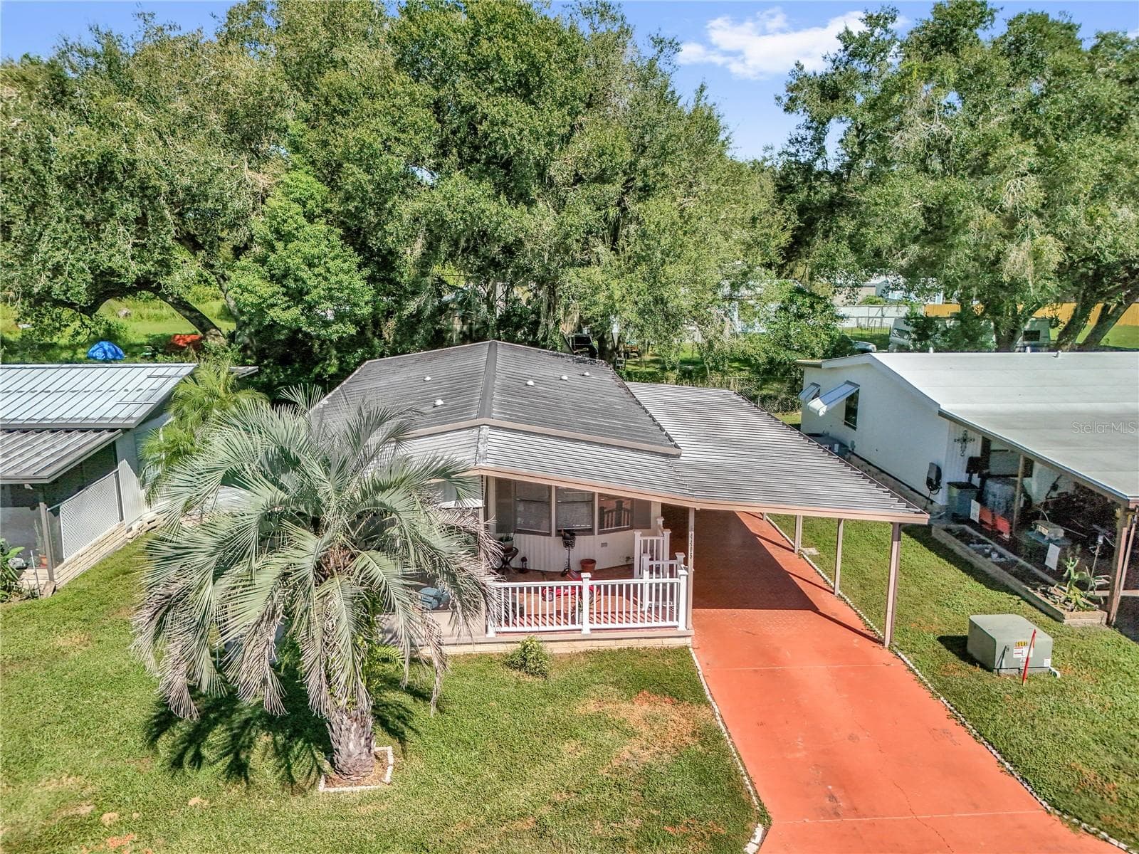 Manufactured Home at 34405 COUNTRYSIDE DR, WESLEY CHAPEL, photo 31 of 39