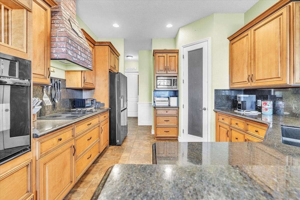 Single Family Residence at 18150 BENDING WILLOW CT, PUNTA GORDA, photo 16 of 48