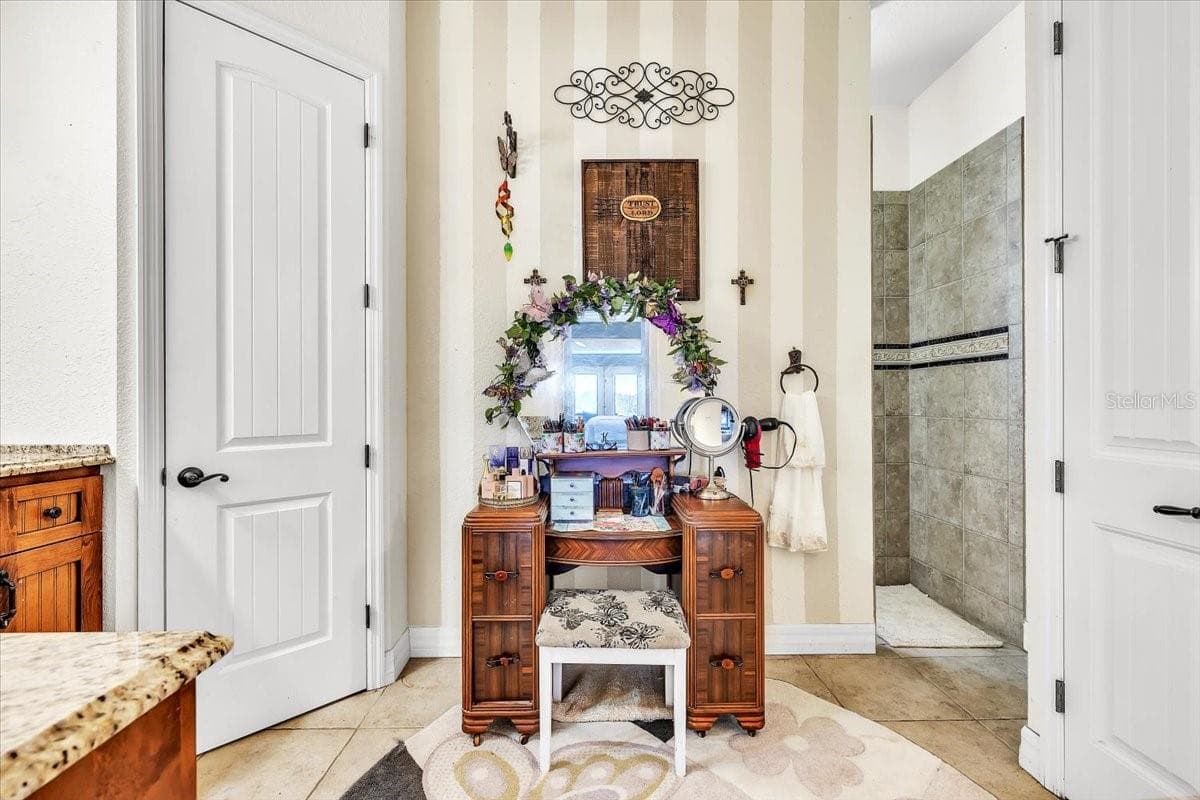Single Family Residence at 18150 BENDING WILLOW CT, PUNTA GORDA, photo 21 of 48