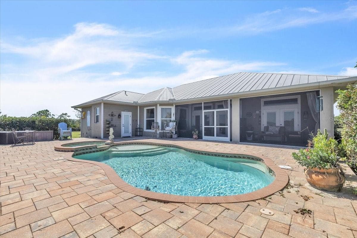 Single Family Residence at 18150 BENDING WILLOW CT, PUNTA GORDA, photo 43 of 48