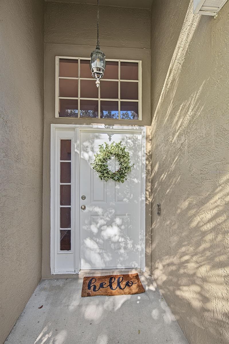 Single Family Residence at 29947 MORNINGMIST DR, WESLEY CHAPEL, photo 2 of 42