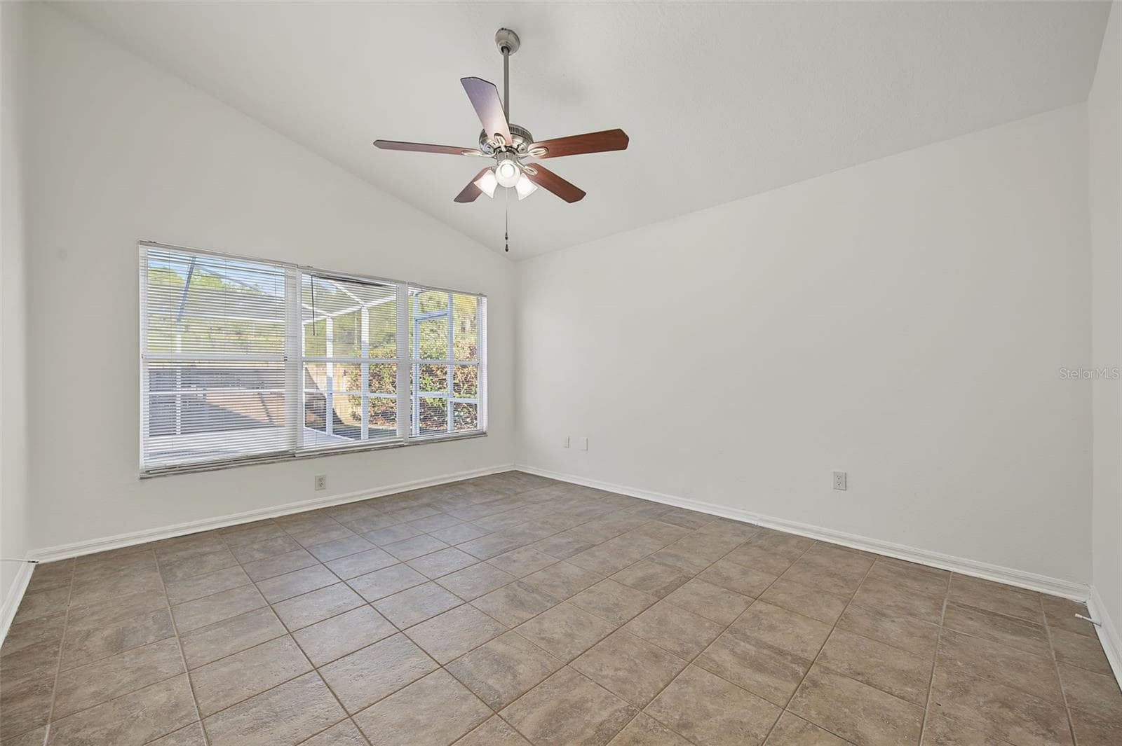 Primary Bedroom - 29947 MORNINGMIST DR, WESLEY CHAPEL