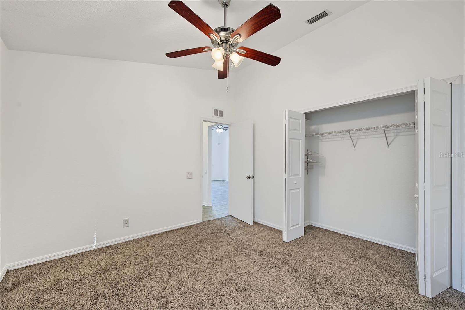 Single Family Residence at 29947 MORNINGMIST DR, WESLEY CHAPEL, photo 27 of 42
