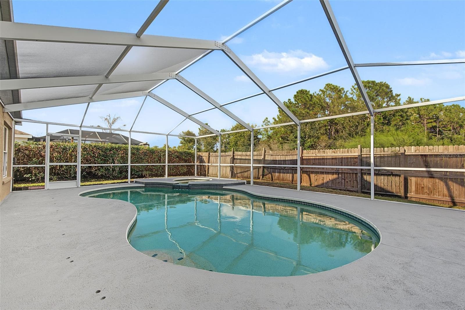 Single Family Residence at 29947 MORNINGMIST DR, WESLEY CHAPEL, photo 29 of 42