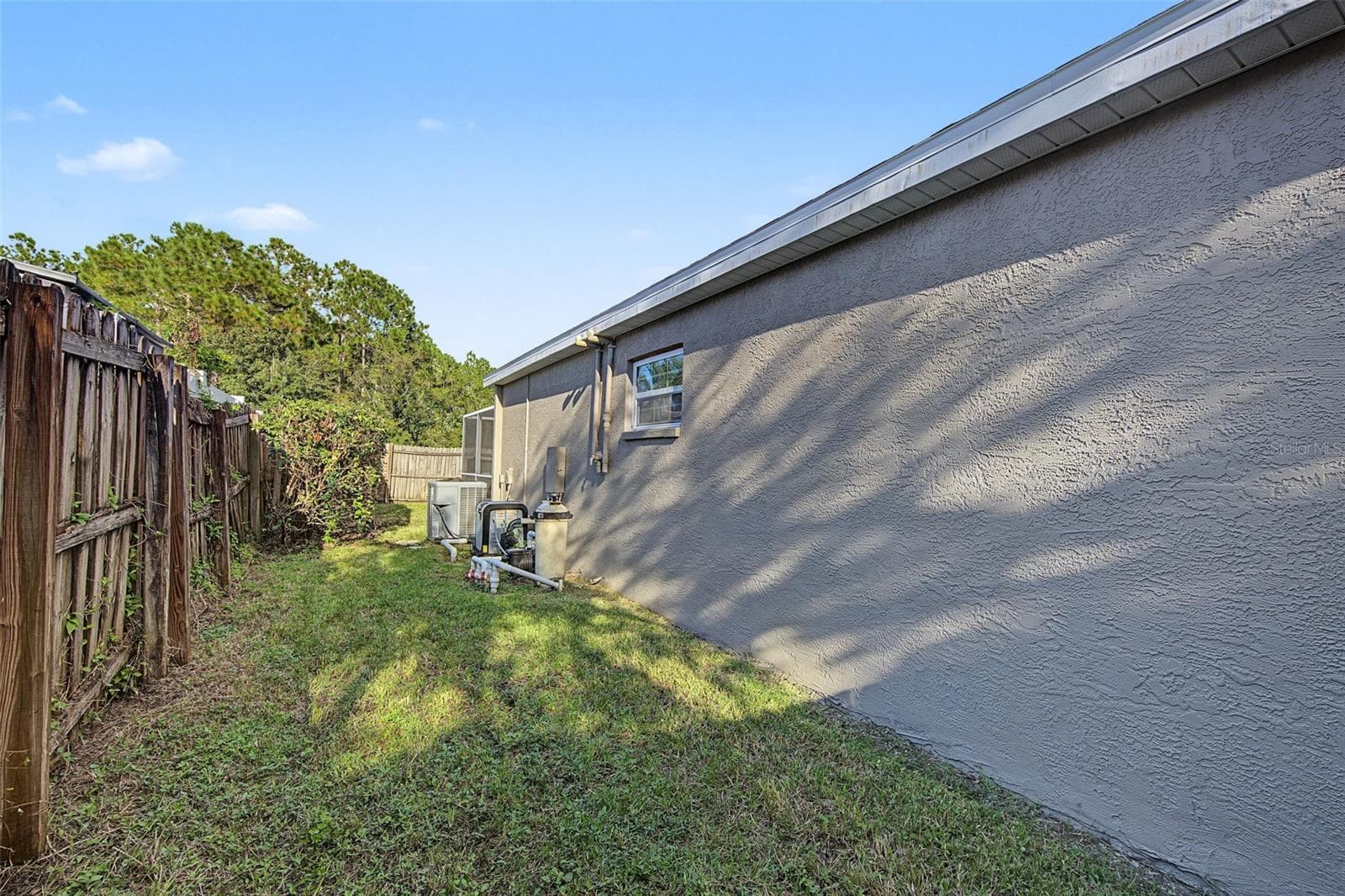 Single Family Residence at 29947 MORNINGMIST DR, WESLEY CHAPEL, photo 38 of 42