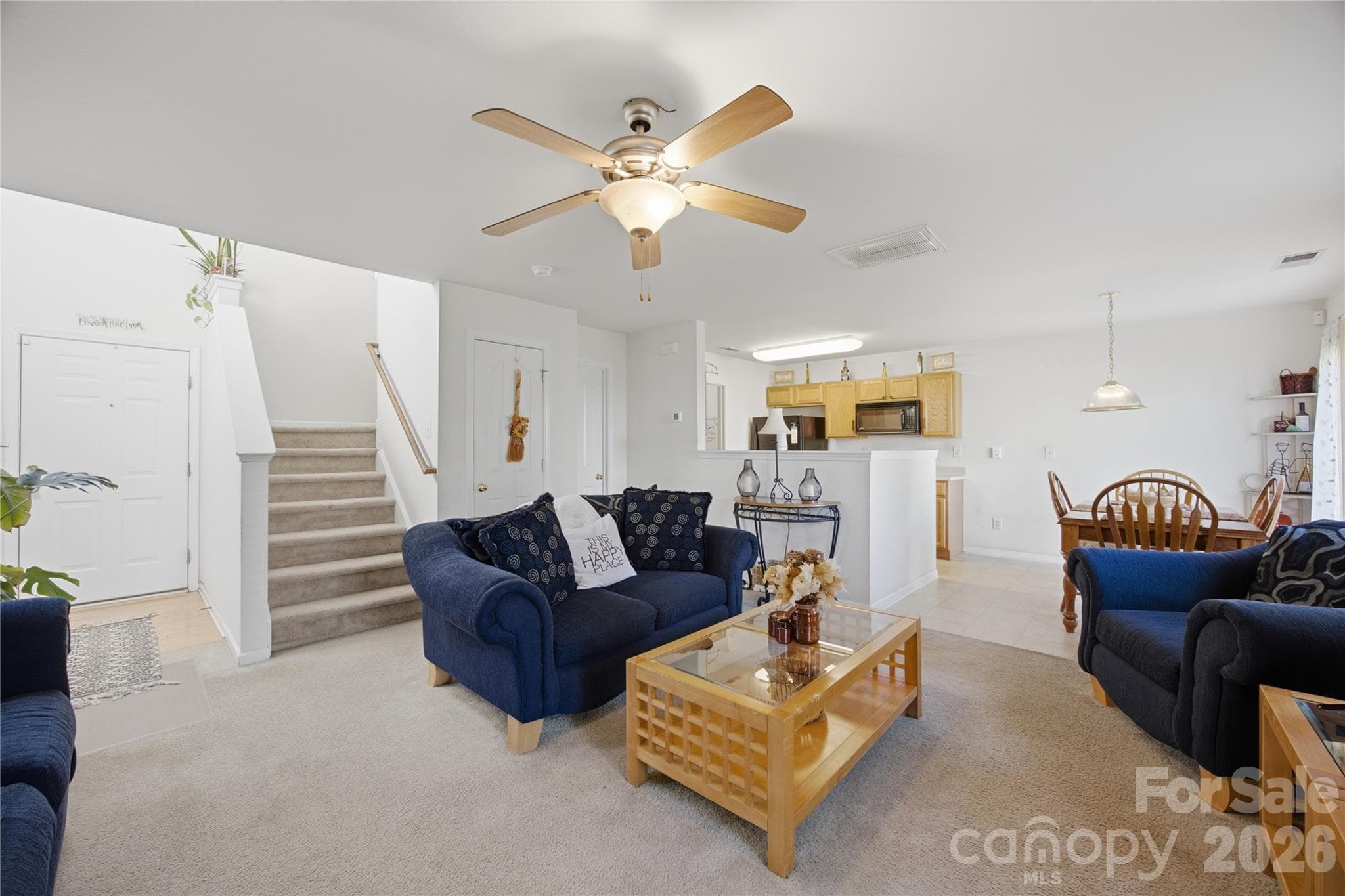 Single Family Residence at 8335 Wallace Glen Drive, Charlotte, photo 8 of 33