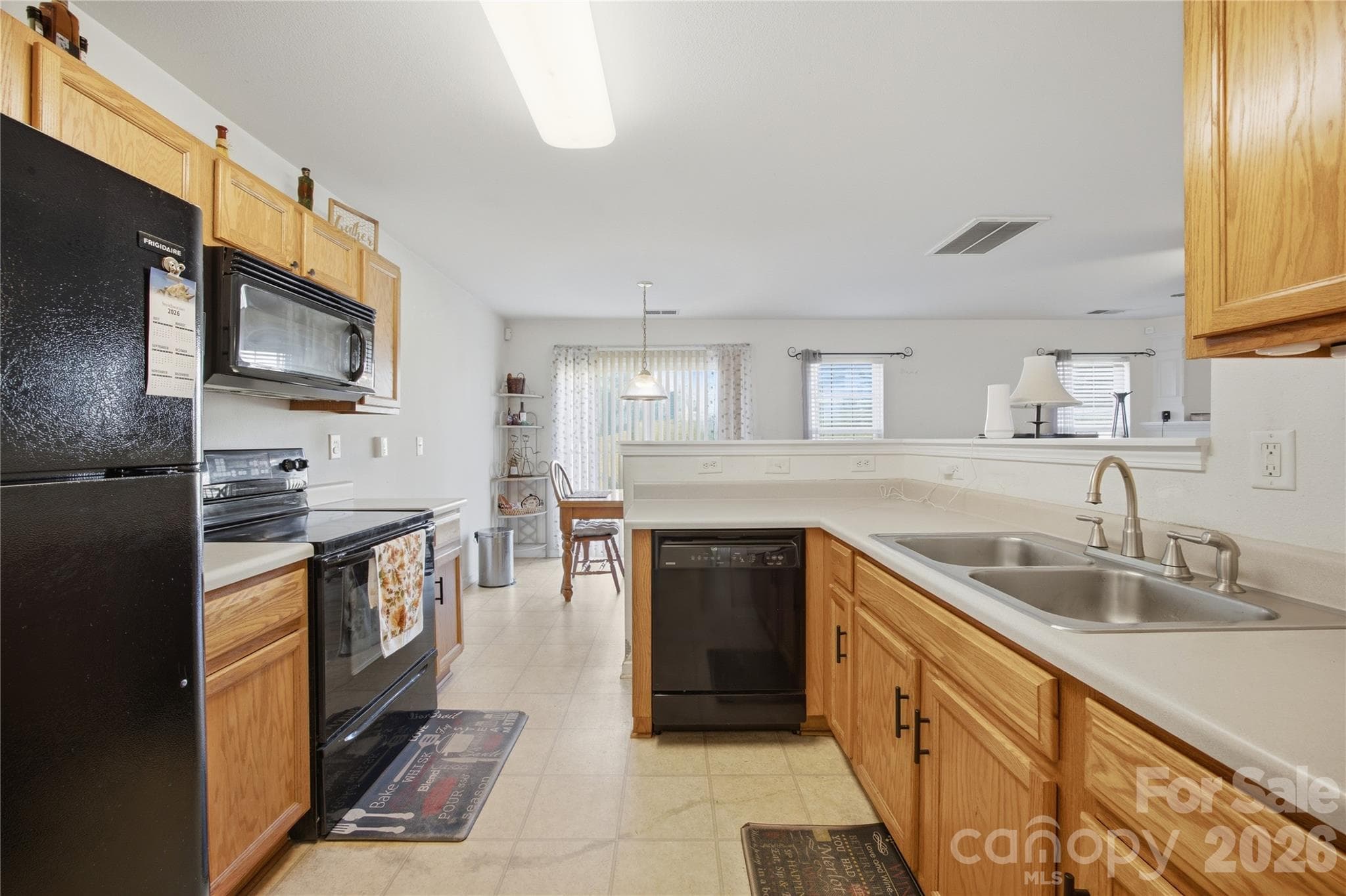 Single Family Residence at 8335 Wallace Glen Drive, Charlotte, photo 13 of 33