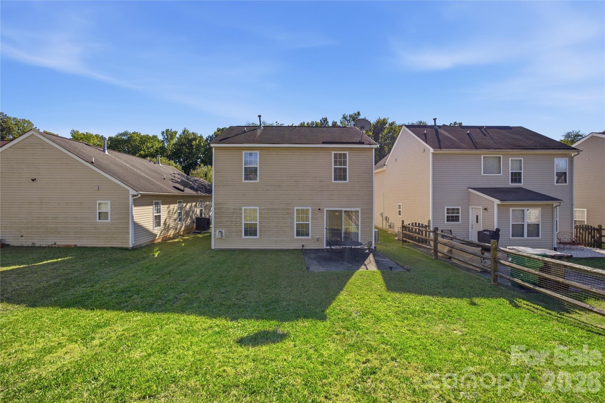 Single Family Residence at 8335 Wallace Glen Drive, Charlotte, photo 32 of 33