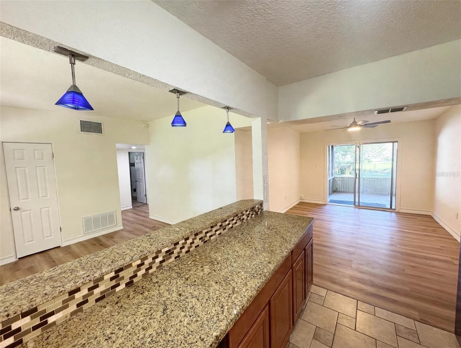 kitch/living - 3015 ILLINGWORTH AVE, ORLANDO