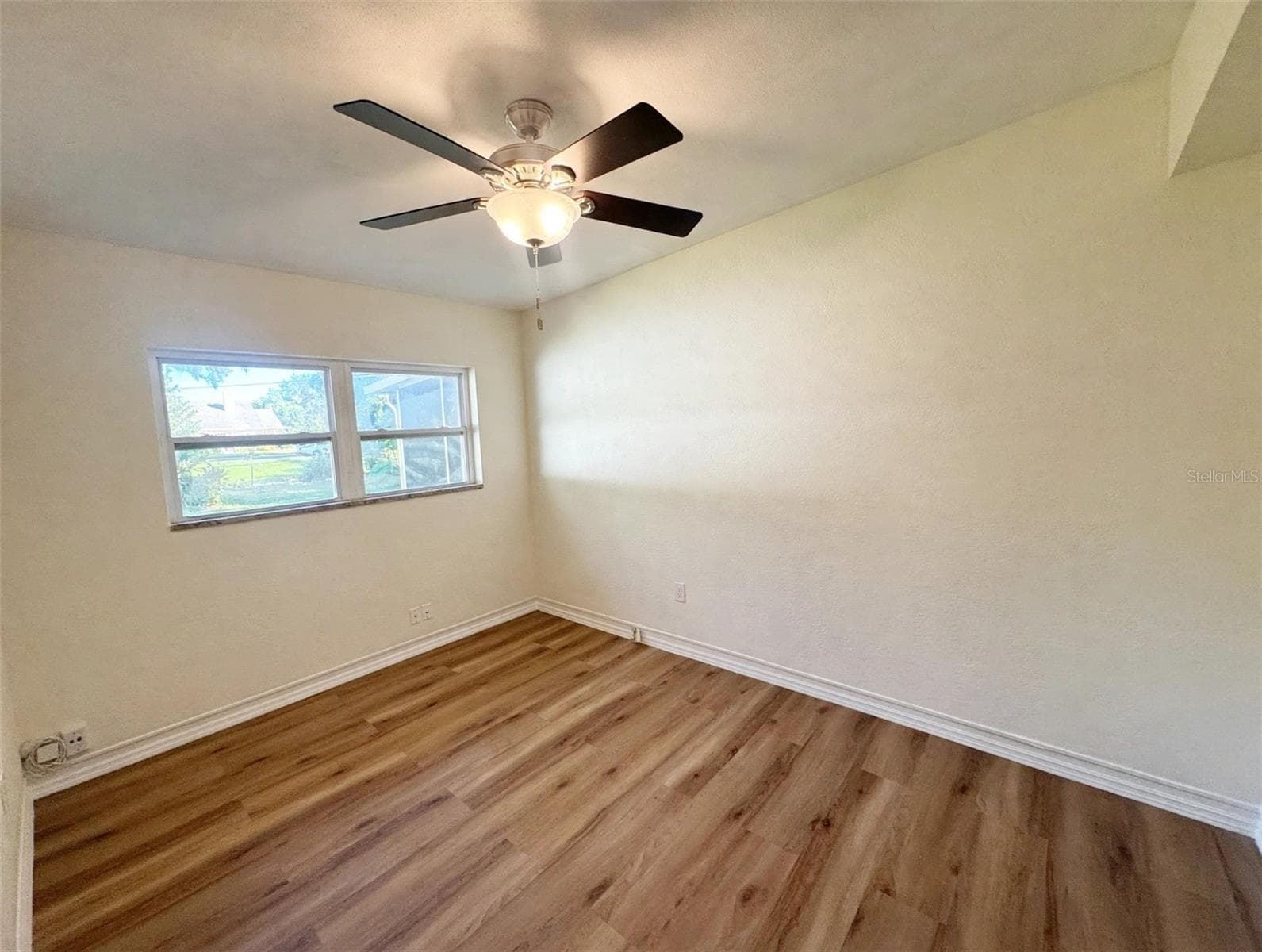bed 2 - 3015 ILLINGWORTH AVE, ORLANDO