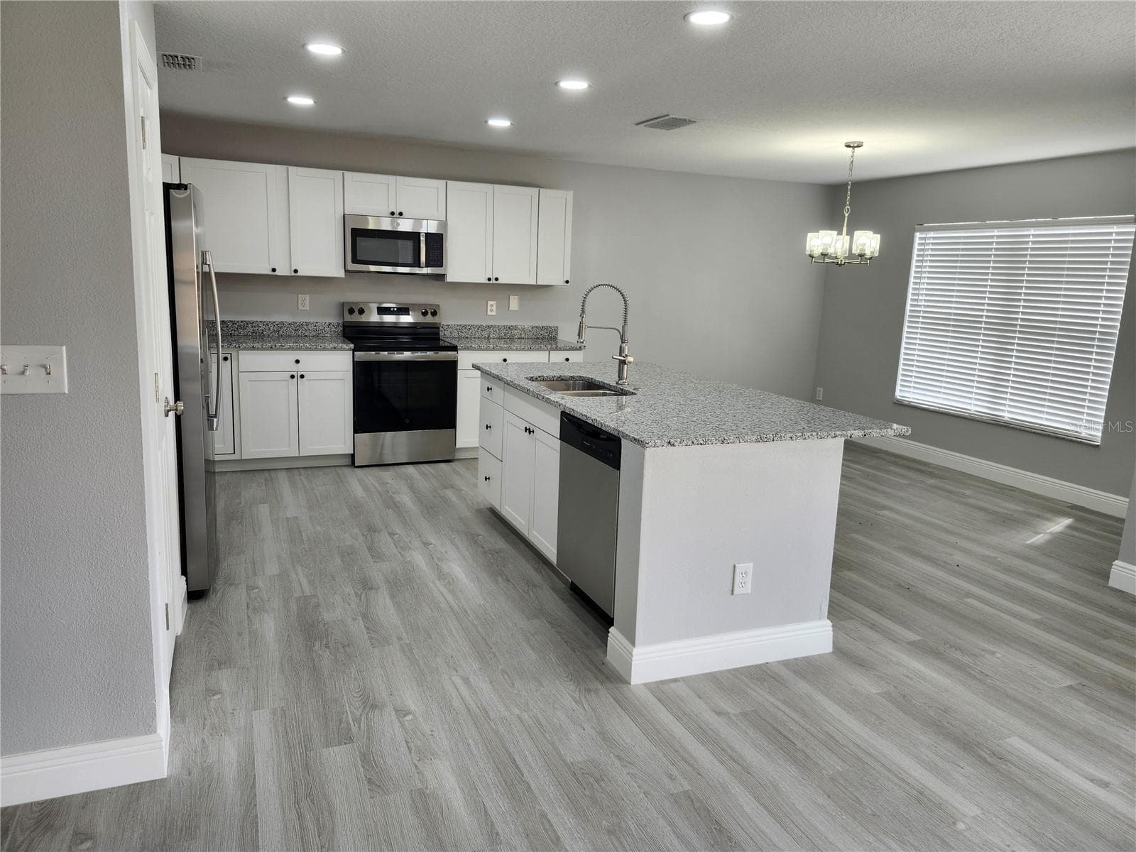 Kitchen - 3069 TOBAGO AVE, CLERMONT