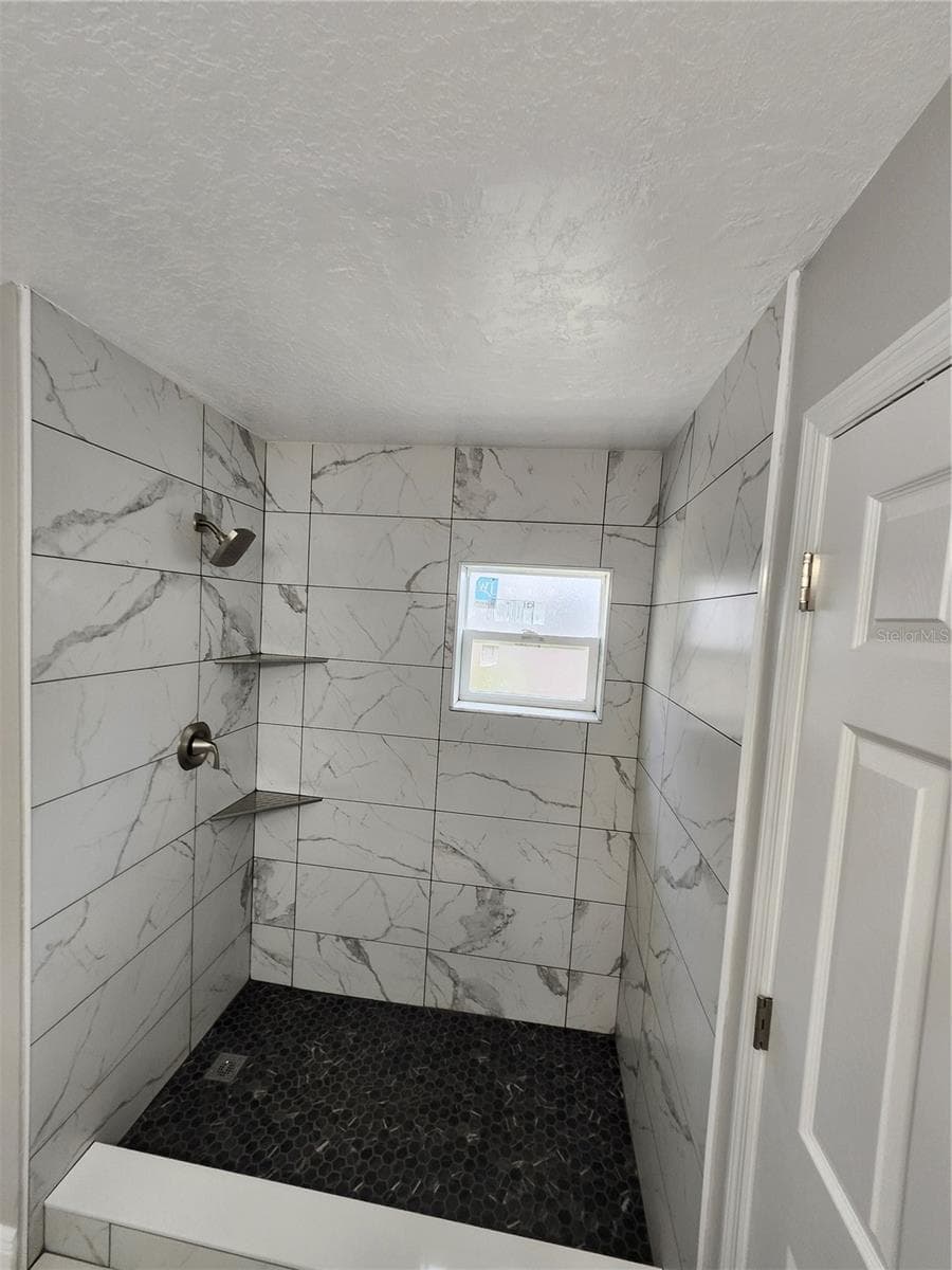 Newly Tiled Shower - 3069 TOBAGO AVE, CLERMONT