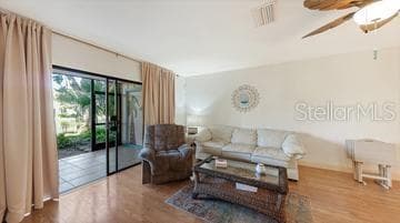 Living Room & Lanai - 5326 LAKE ARROWHEAD TRL #7, SARASOTA