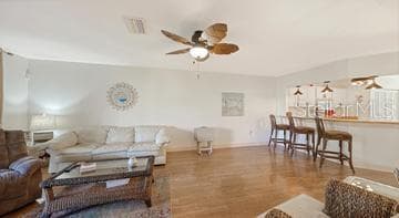 Living Room & Breakfast Bar - 5326 LAKE ARROWHEAD TRL #7, SARASOTA