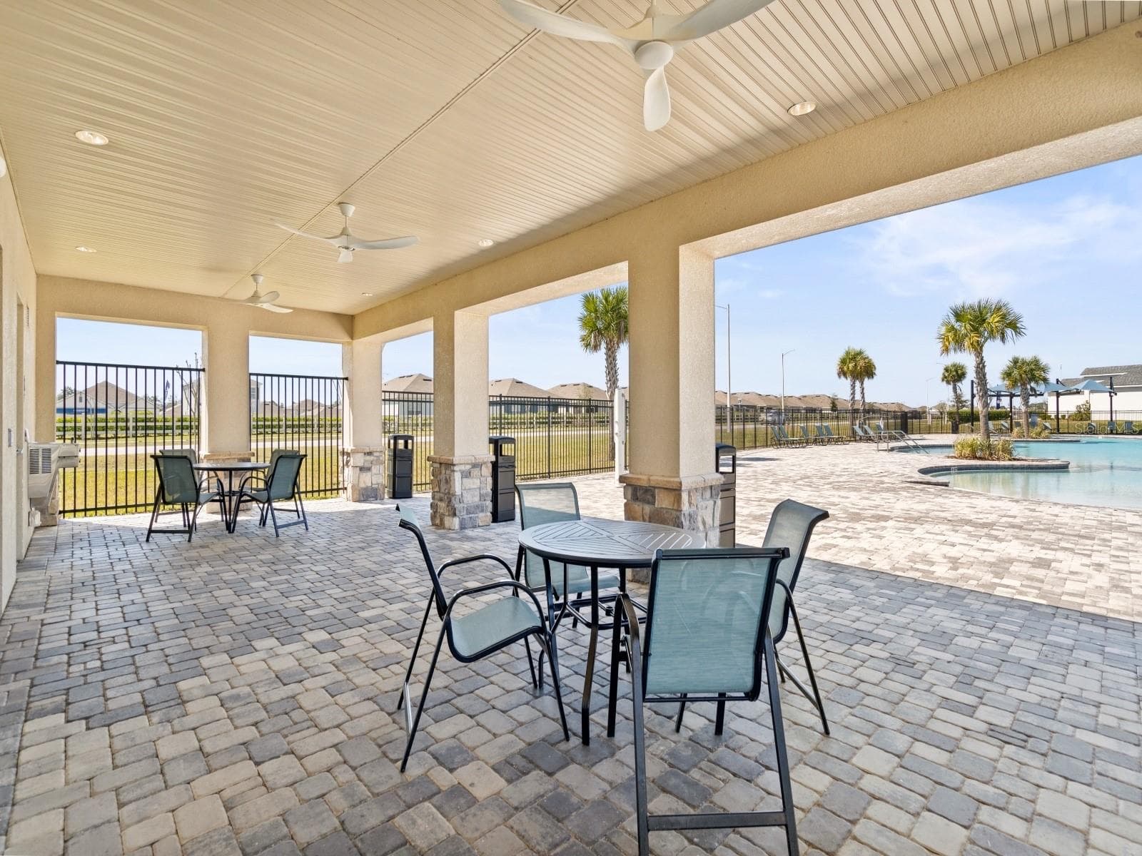 Single Family Residence at 3996 GIORGIO DR, WINTER HAVEN, photo 6 of 15