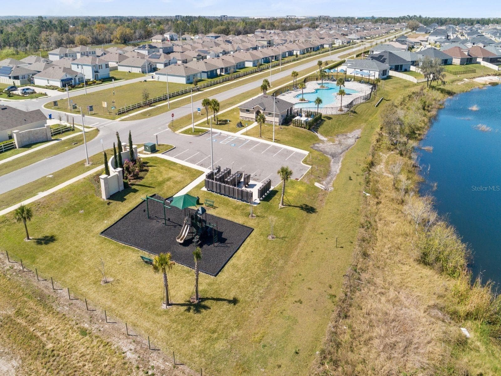 Single Family Residence at 3996 GIORGIO DR, WINTER HAVEN, photo 10 of 15
