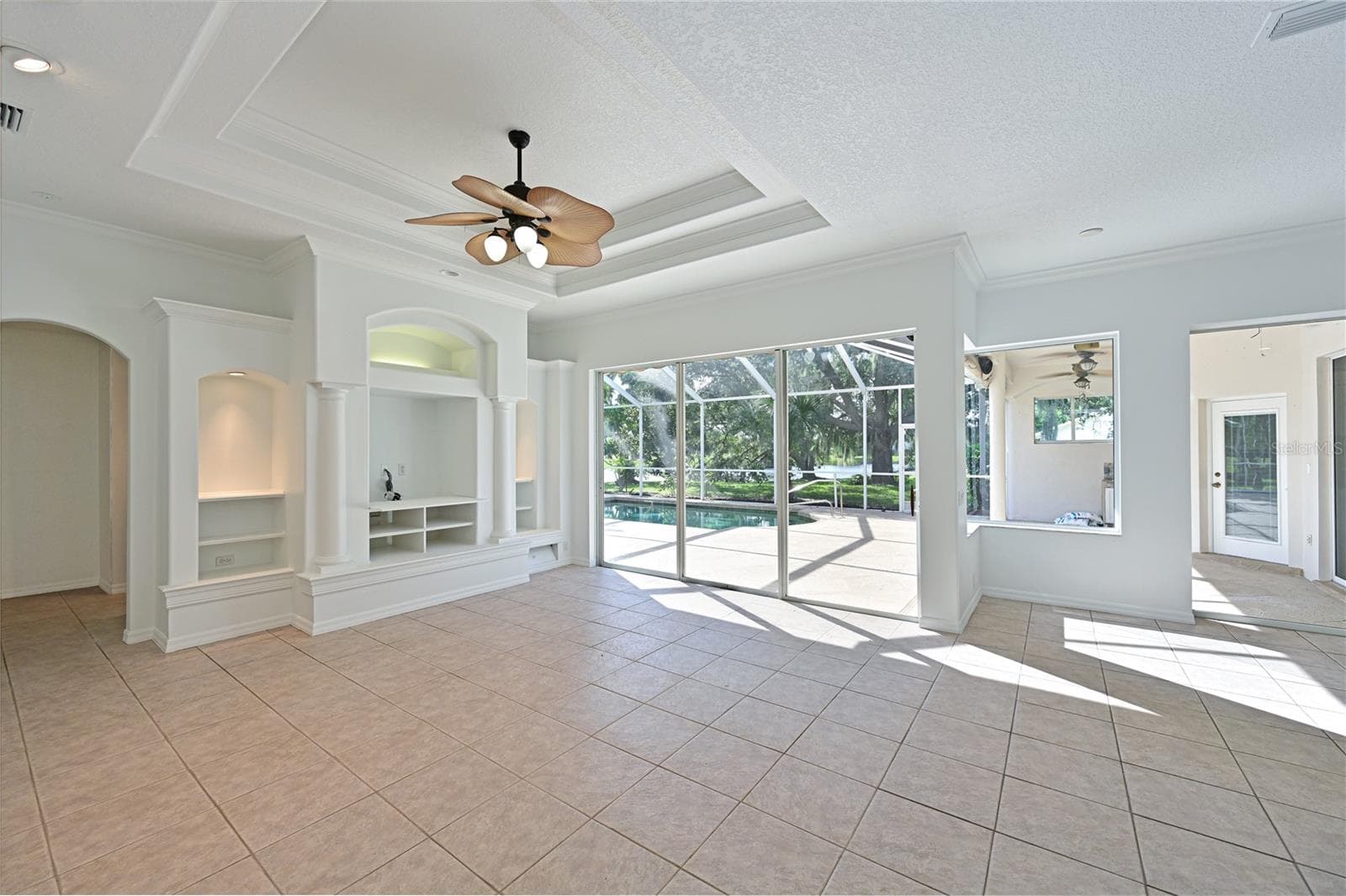 Great Room - 6195 9TH AVENUE CIR NE, BRADENTON