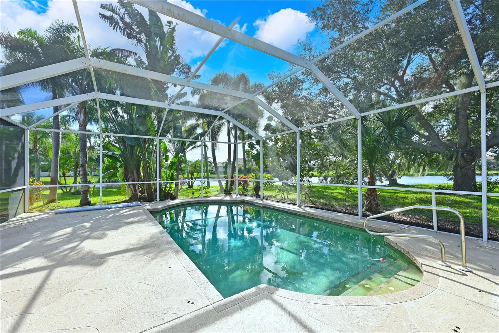 Single Family Residence at 6195 9TH AVENUE CIR NE, BRADENTON, photo 5 of 49