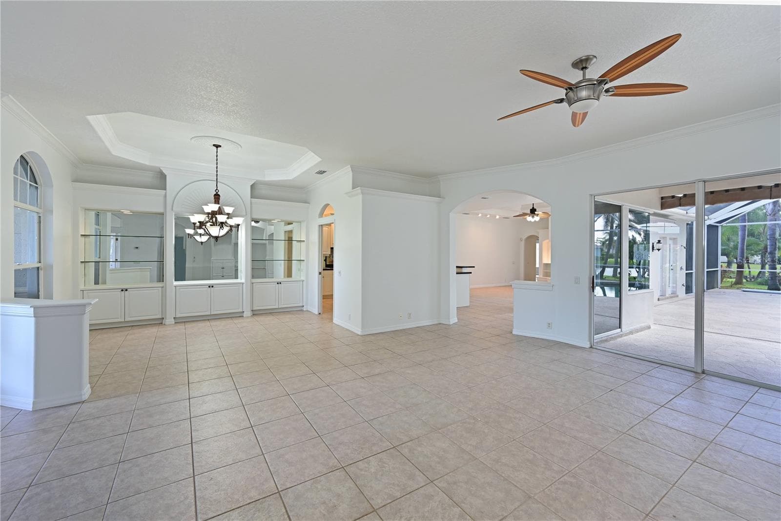 Dining/ Living room combo - 6195 9TH AVENUE CIR NE, BRADENTON