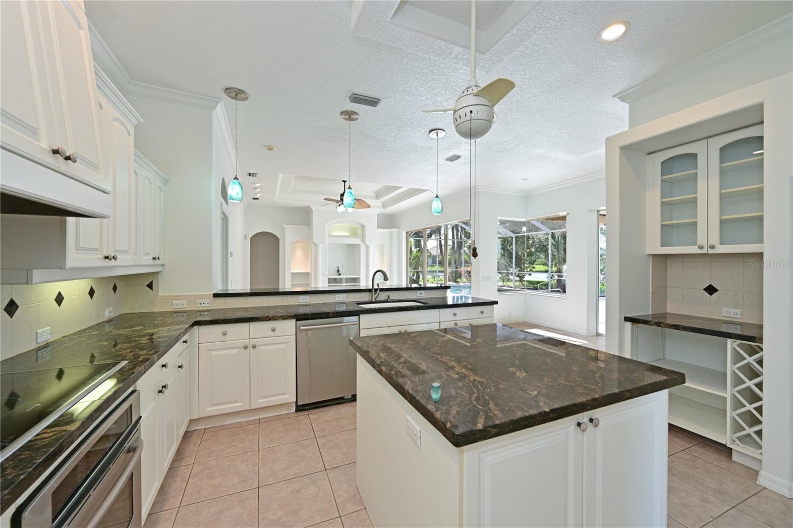 Single Family Residence at 6195 9TH AVENUE CIR NE, BRADENTON, photo 19 of 49