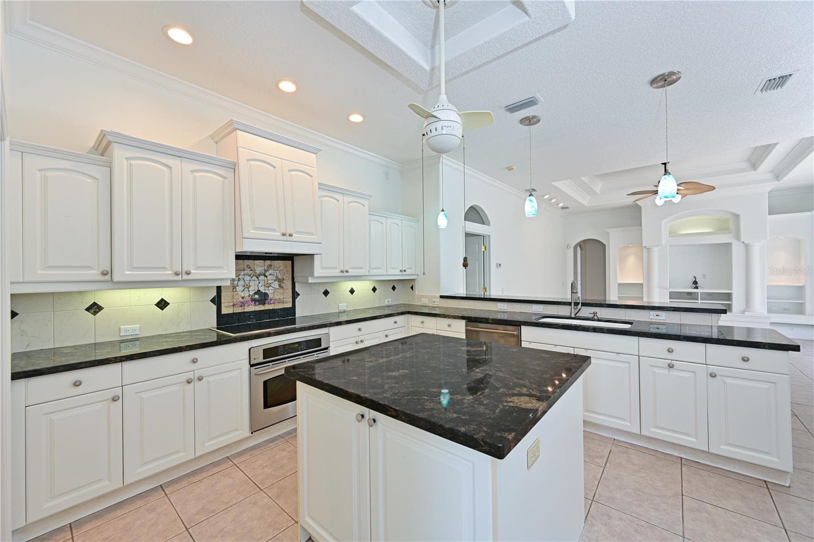 Single Family Residence at 6195 9TH AVENUE CIR NE, BRADENTON, photo 22 of 49