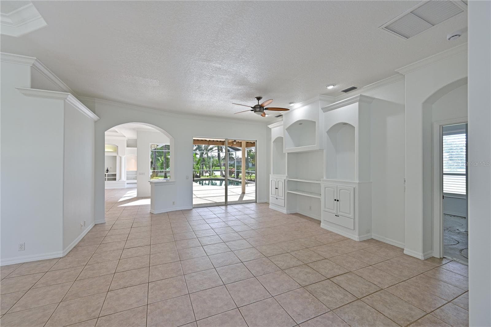 Single Family Residence at 6195 9TH AVENUE CIR NE, BRADENTON, photo 29 of 49