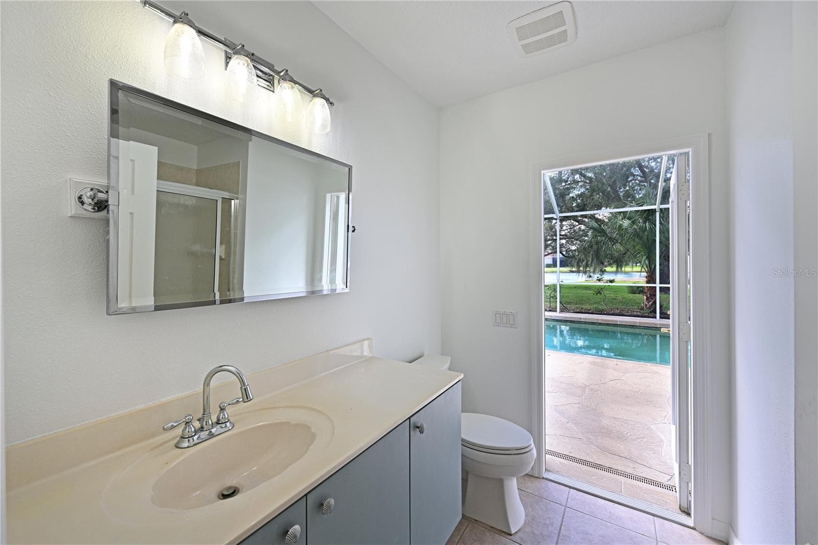 Single Family Residence at 6195 9TH AVENUE CIR NE, BRADENTON, photo 38 of 49