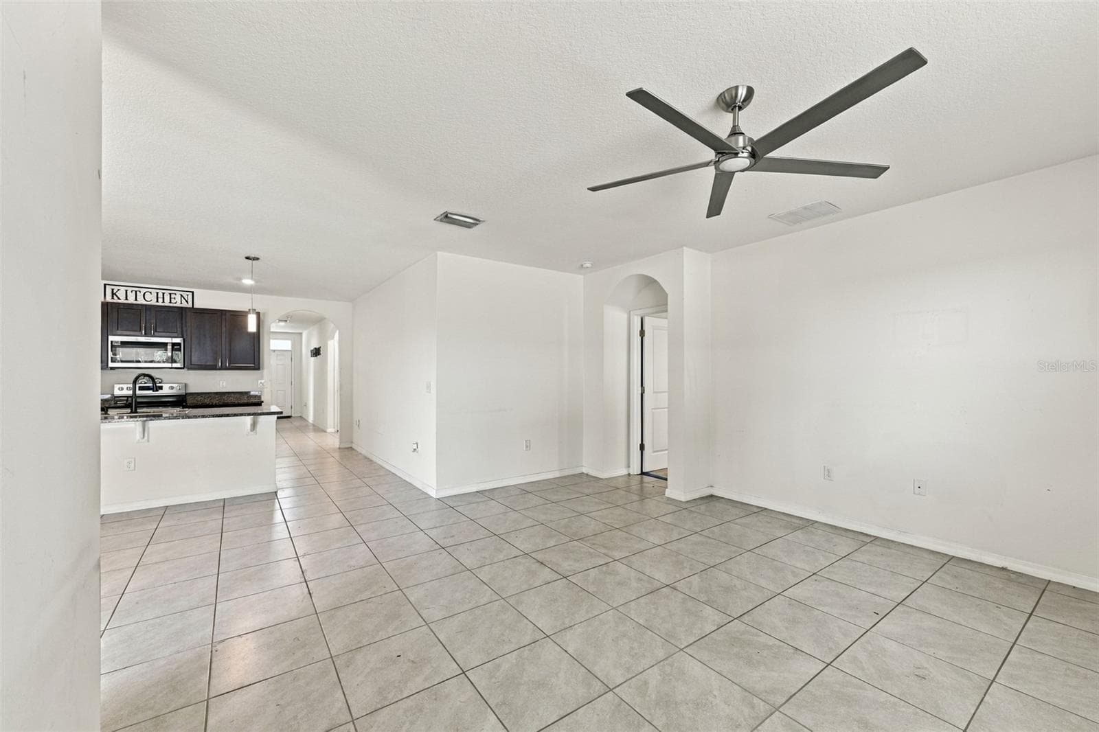 Single Family Residence at 1702 JOHNSON POINTE DR, PLANT CITY, photo 13 of 45