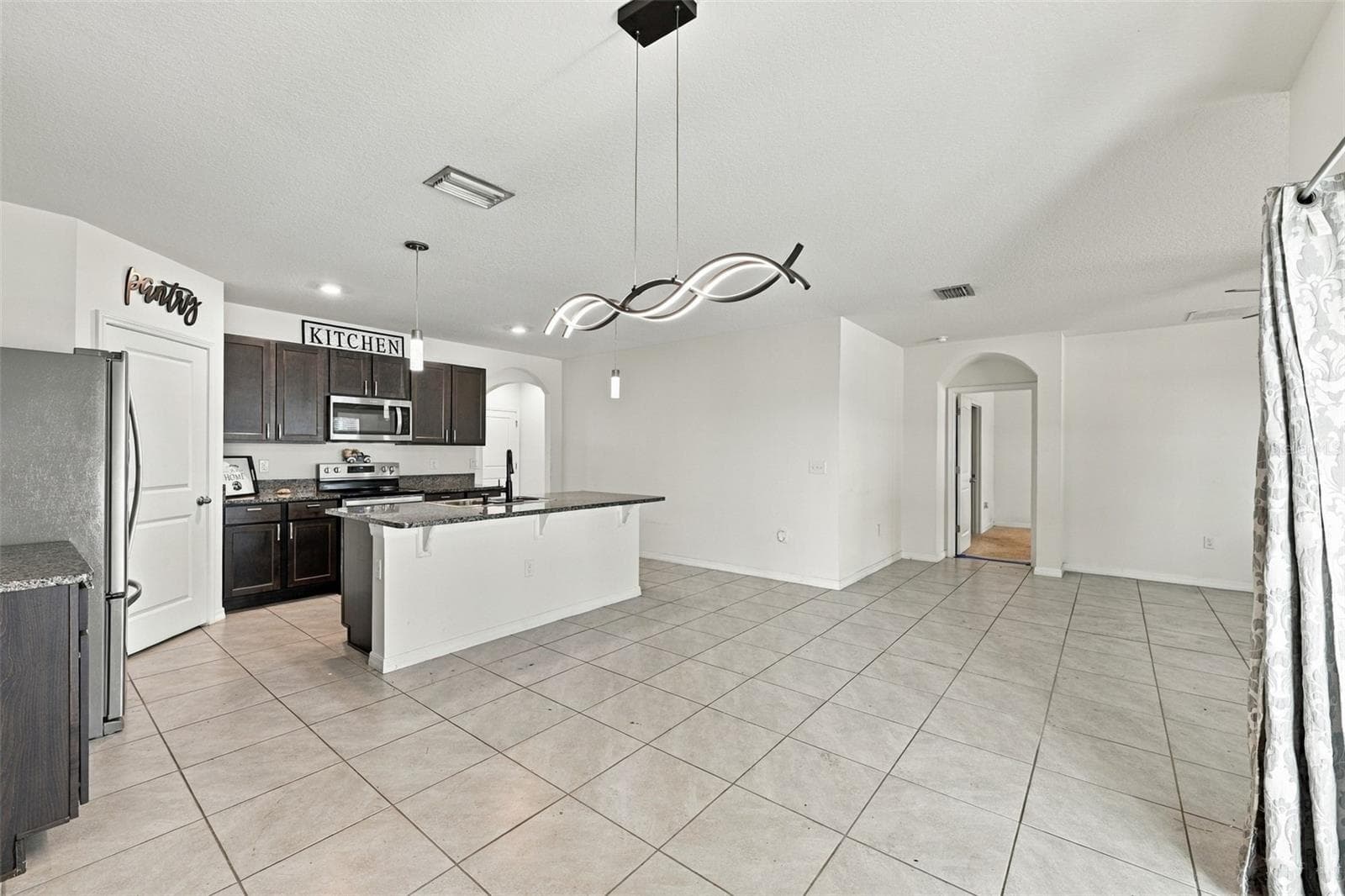 Single Family Residence at 1702 JOHNSON POINTE DR, PLANT CITY, photo 15 of 45