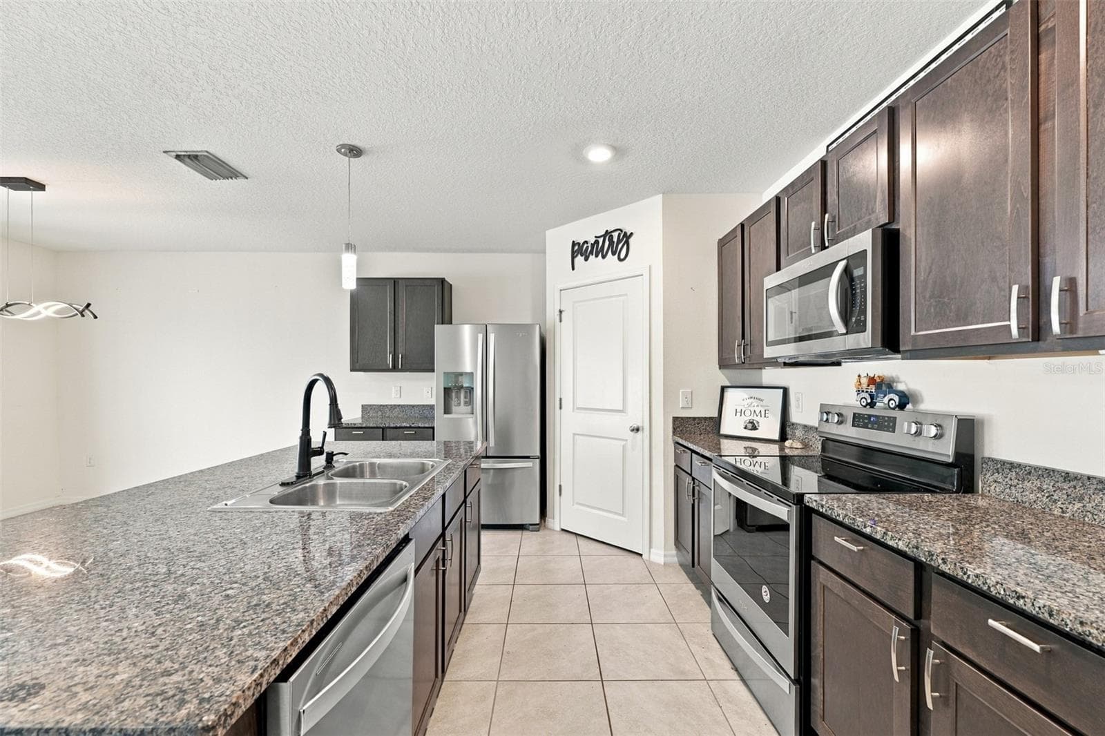 Single Family Residence at 1702 JOHNSON POINTE DR, PLANT CITY, photo 18 of 45